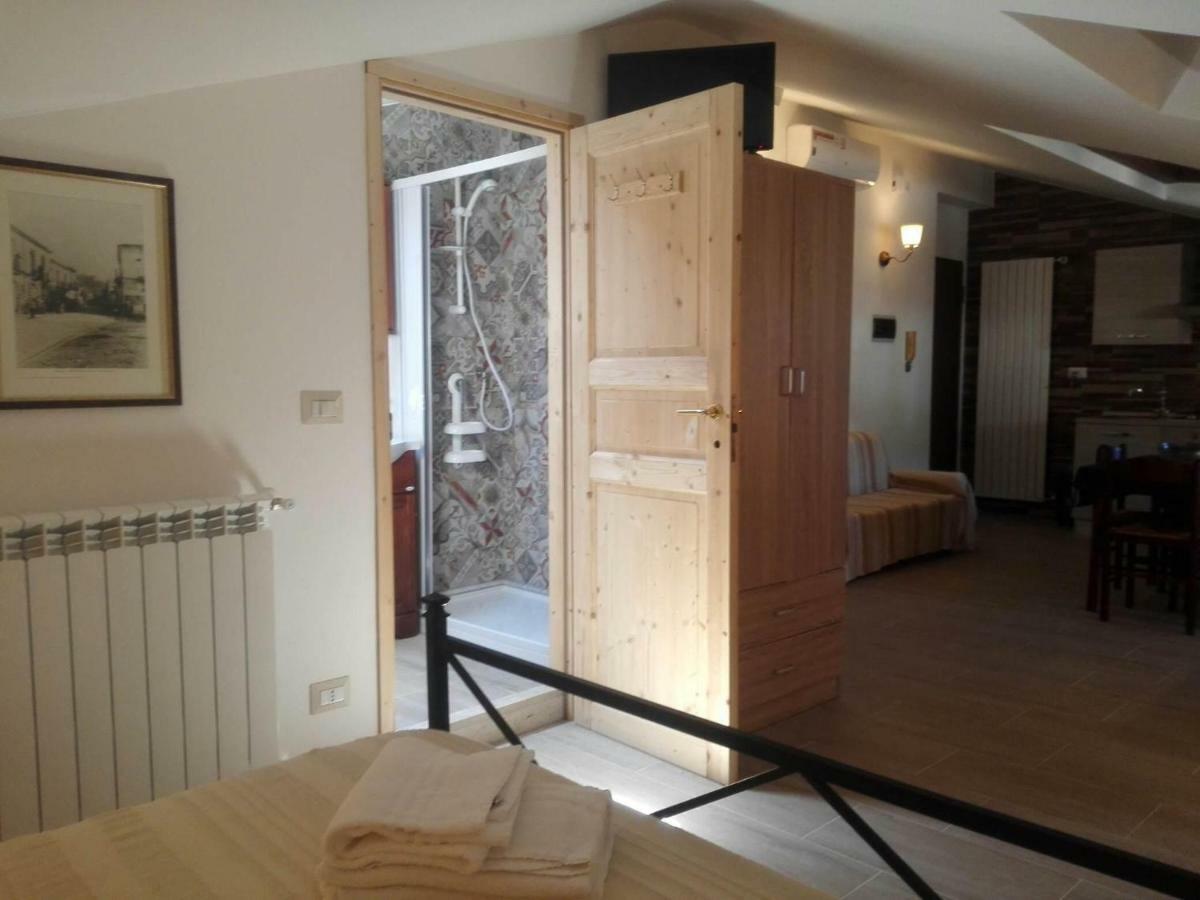 Villa Marysa Studio Apartment Giardini Naxos Eksteriør bilde