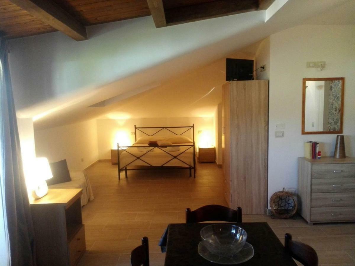 Villa Marysa Studio Apartment Giardini Naxos Eksteriør bilde