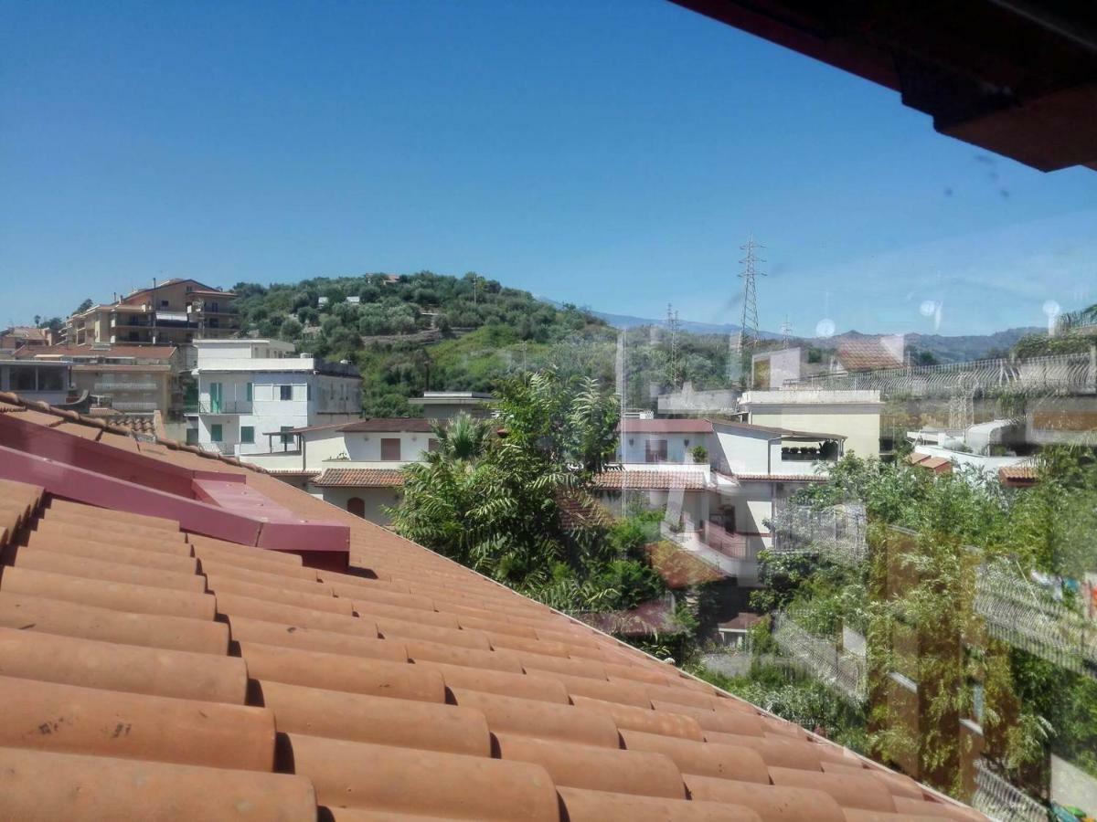 Villa Marysa Studio Apartment Giardini Naxos Eksteriør bilde