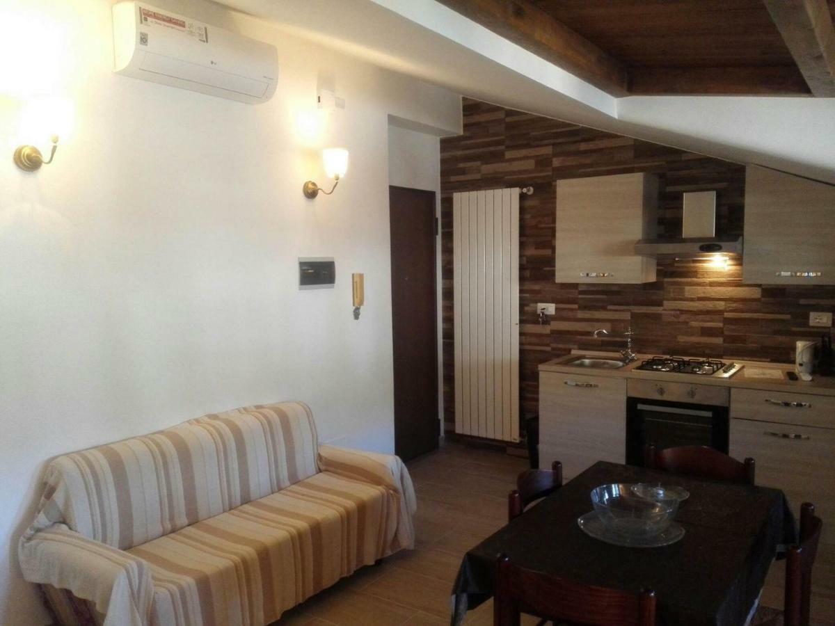 Villa Marysa Studio Apartment Giardini Naxos Eksteriør bilde